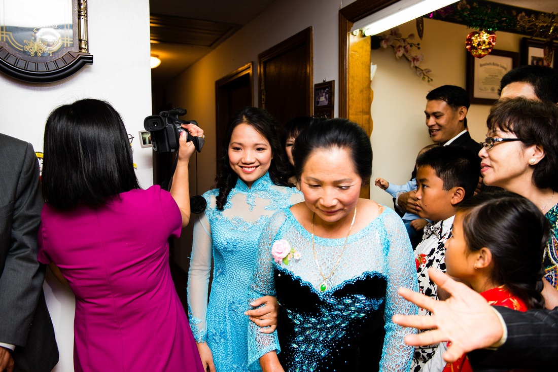 Vietnamese Engagement Ceremony (Dam Hoi)
