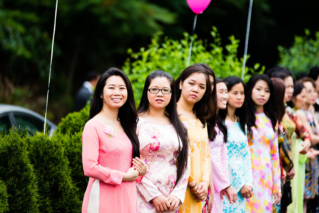 Vietnamese Engagement Ceremony (Dam Hoi)