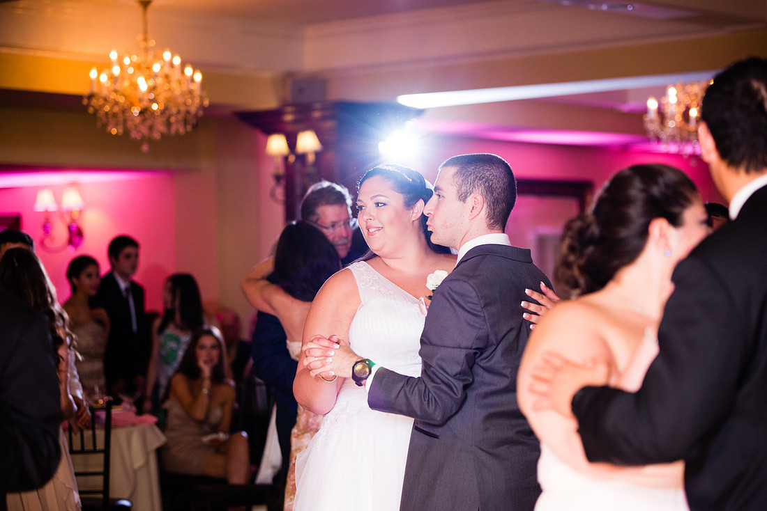 A Wedding at The Woodwinds, Brandford, CT